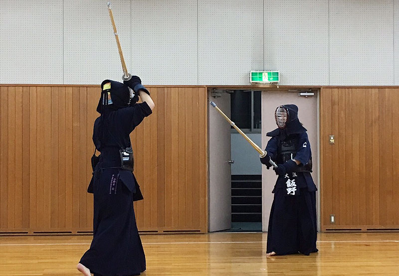 jodan no kamae vs chudan no kamae kendo